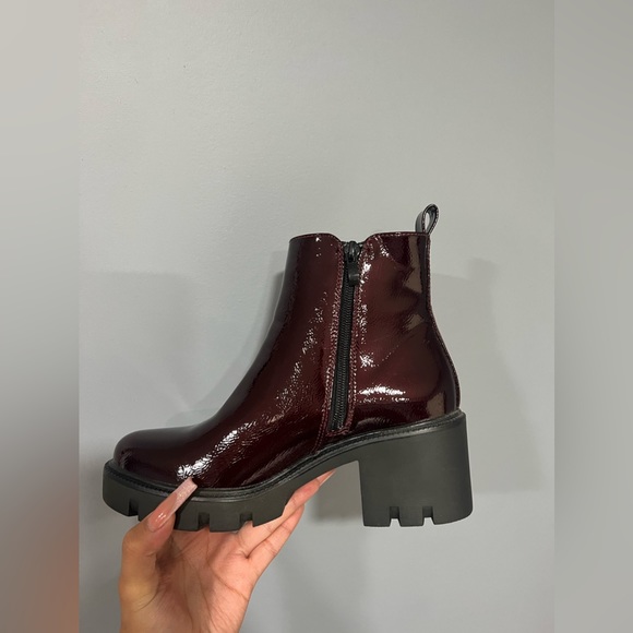 steve madden BRAND NEW booties - Picture 7 of 8